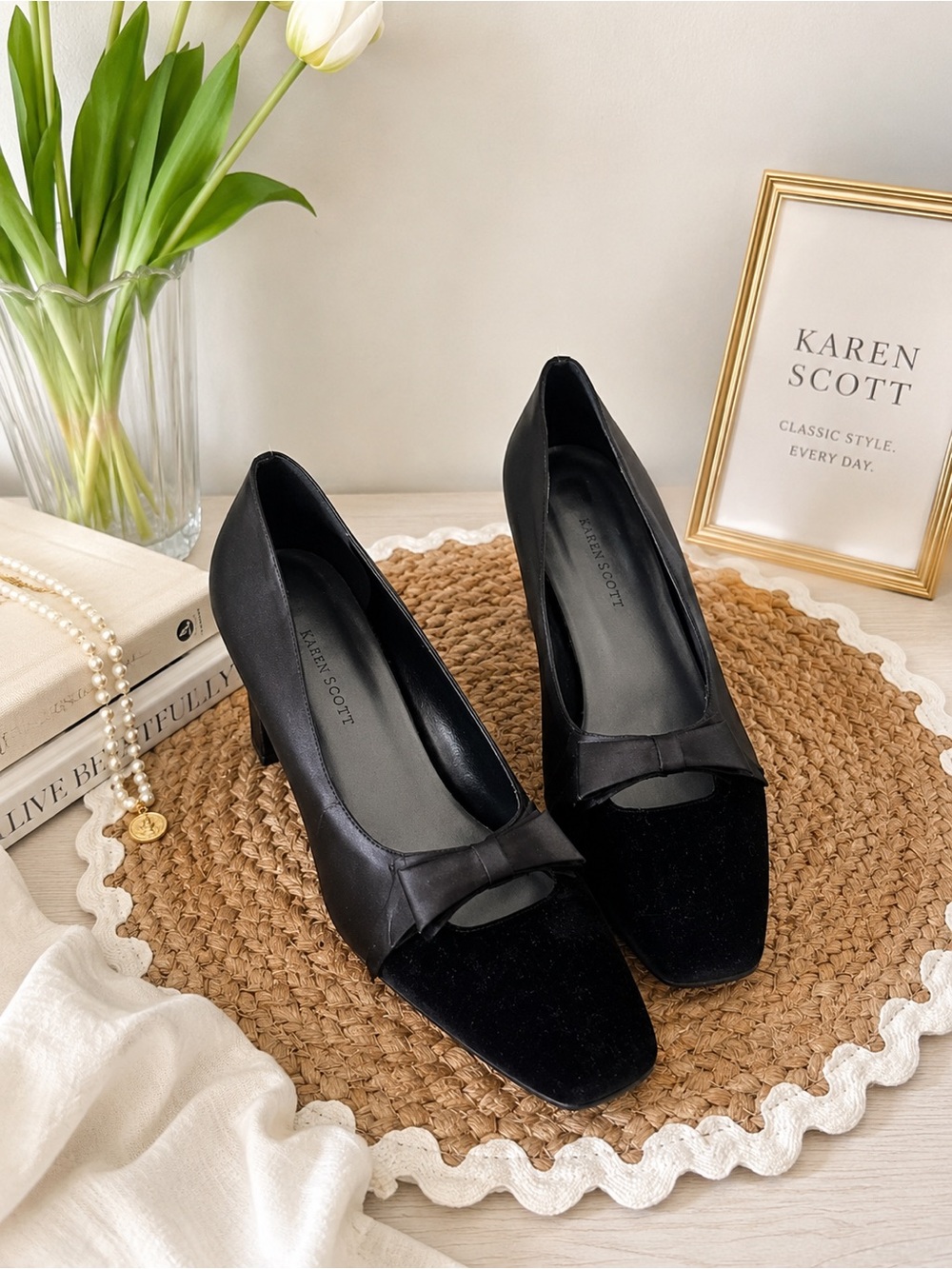 Karen Scott Black Satin Bow Pumps Size 8W Wide Width Block Heel Shoes